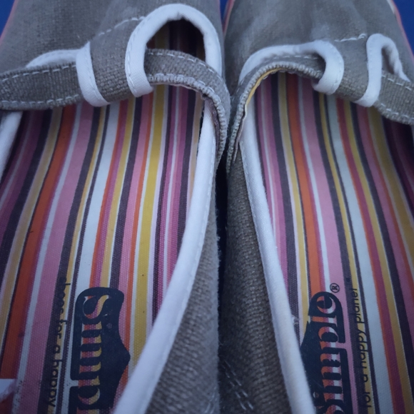 Simple Tan and Pink Women's Sneakers - Picture 5 of 9